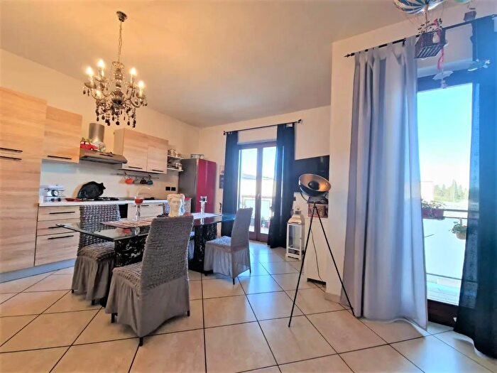 Appartamento trilocale in vendita in Viterbo