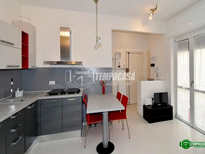 Appartamento bilocale in vendita in Milano