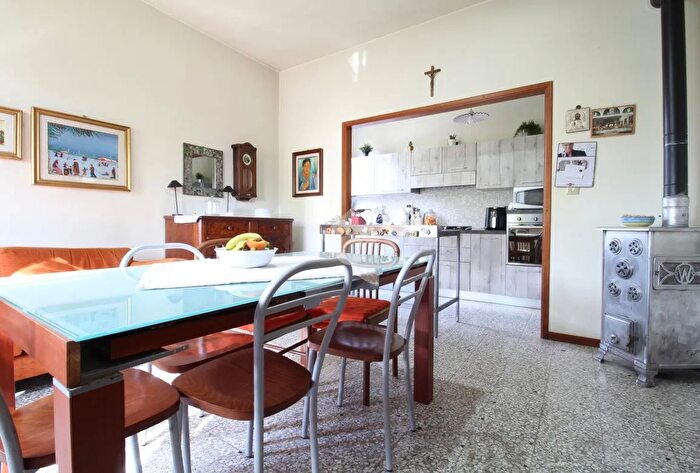 Casa trilocale in vendita in Suzzara