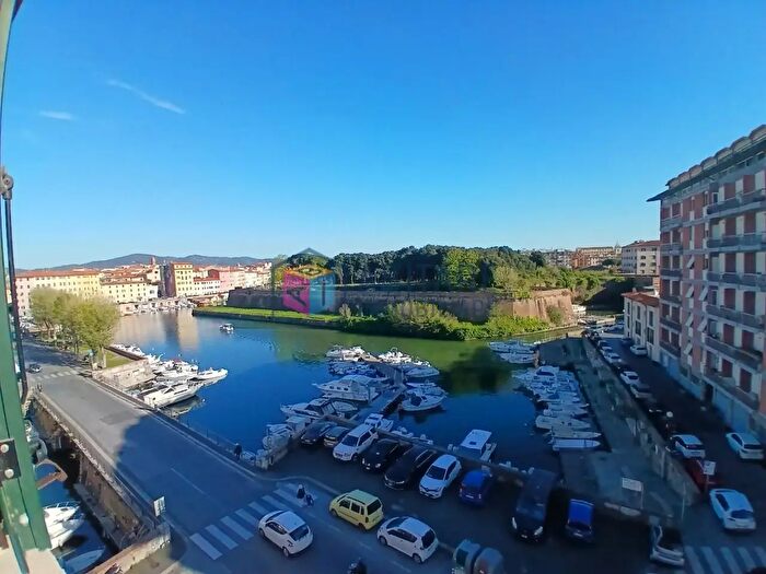 Appartamento quadrilocale in vendita in Livorno