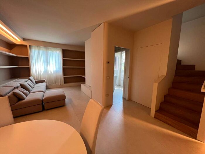 Appartamento con 5 locali in affitto in Via Castelnuovo Rangone, Formigine