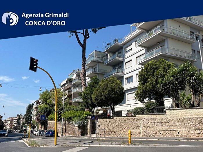 Appartamento quadrilocale in affitto in Via Prisciano, Balduina, Roma
