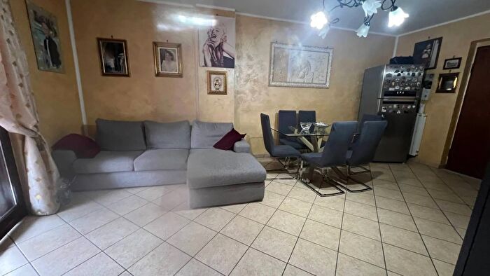 Appartamento quadrilocale in vendita in Via Tommaso Campanella Giugliano in Campania, Giugliano In Campania