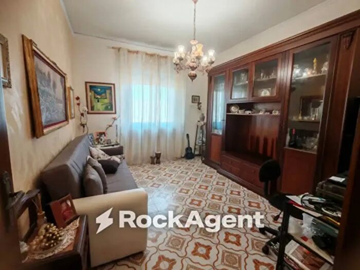 Appartamento trilocale in vendita in Via Luigi Vanvitelli, Siracusa
