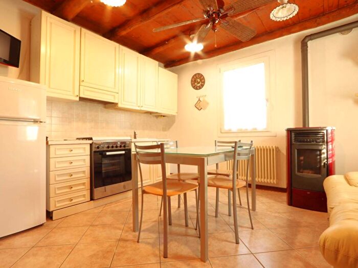 Appartamento trilocale in affitto in Via Giovanni Falcone, Arcugnano