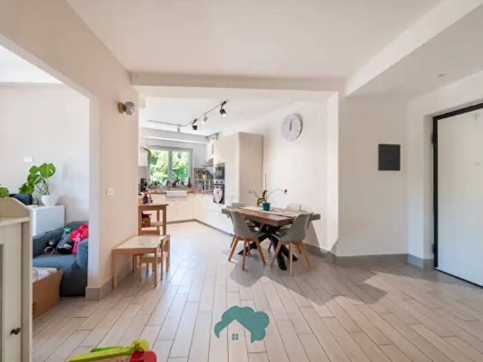 Appartamento trilocale in vendita in Viale Ungheria, Zagarolo