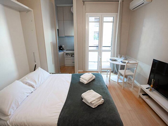 Appartamento monolocale in affitto in Via Gian Giacomo Mora, Carrobbio, Milano