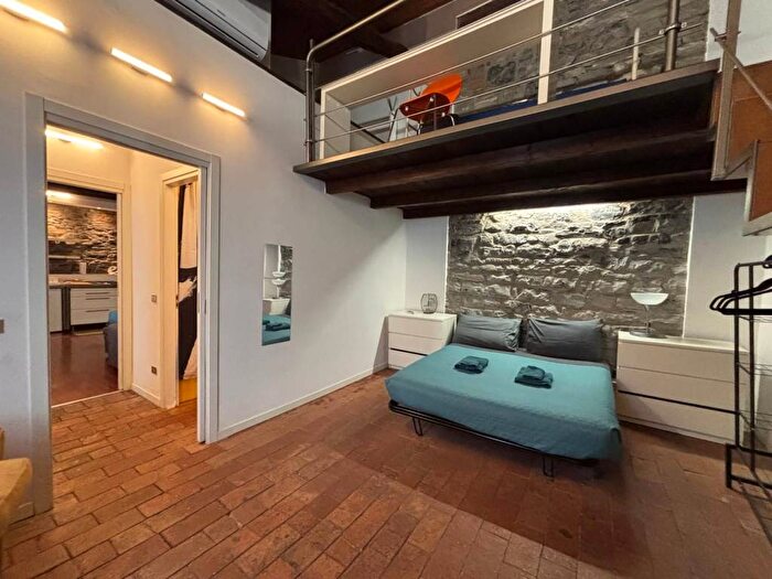 Casa bilocale in affitto in Via Francesco Muralto, Centro Storico, Como