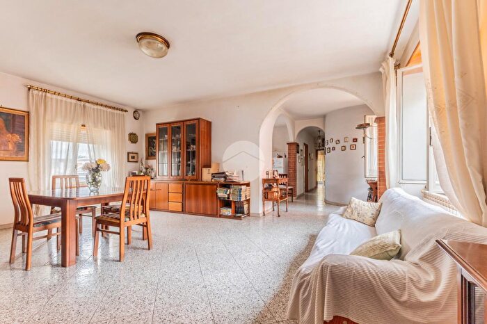 Appartamento quadrilocale in vendita in Via Filippo Gabrielli, Monterosi