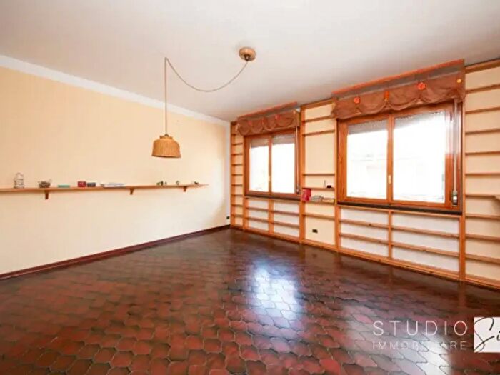 Appartamento trilocale in vendita in Viale Adua, Pistoia