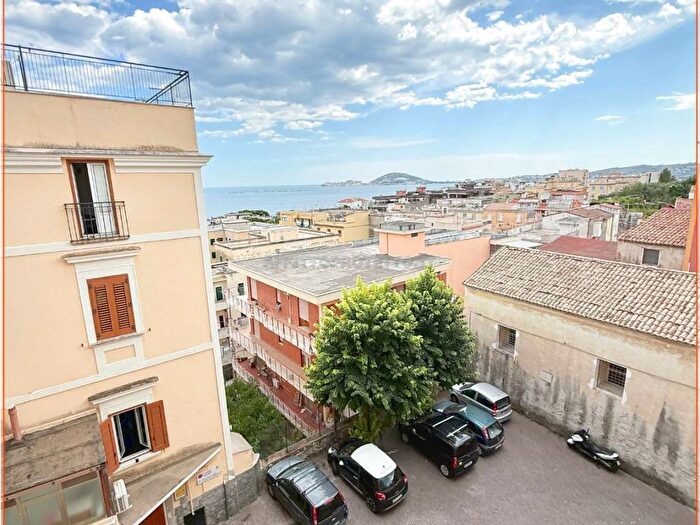 Appartamento bilocale in affitto in Via del Castello, Centro, Formia