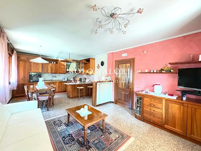 Casa quadrilocale in vendita in Resana