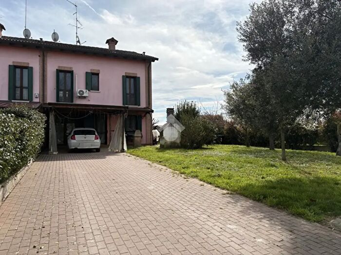 Casa trilocale in vendita in Via Cento, Vigarano Mainarda