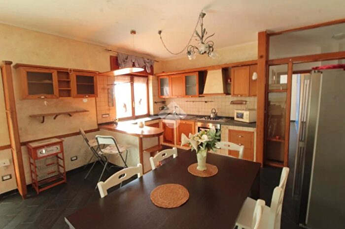 Appartamento trilocale in vendita in Contrada Carbone, Vibonati