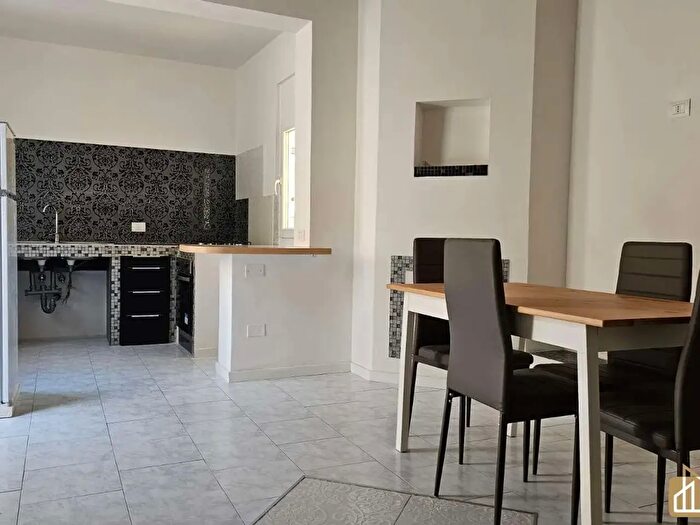 Appartamento trilocale in vendita in Via Jesi, Ancona