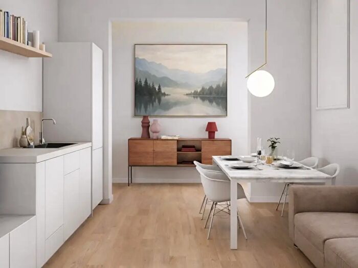Appartamento bilocale in vendita in Via Gaetano Donizetti, Firenze