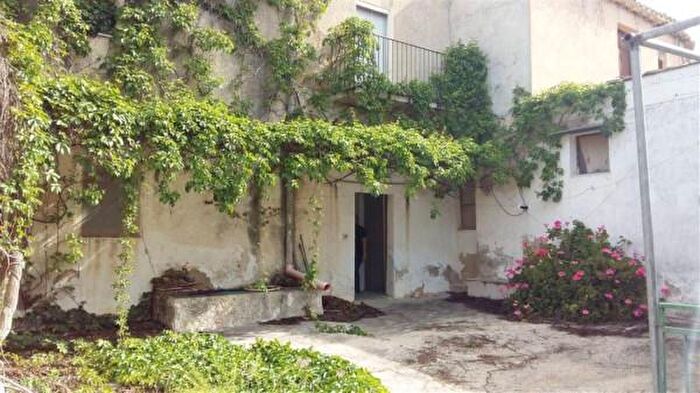 Casa con 6 locali in vendita in Contrada Scuncipane Valle, Sciacca