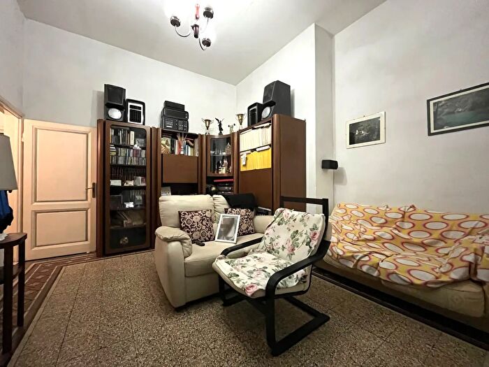 Appartamento con 6 locali in vendita in Via Giuseppe Galliano, Firenze