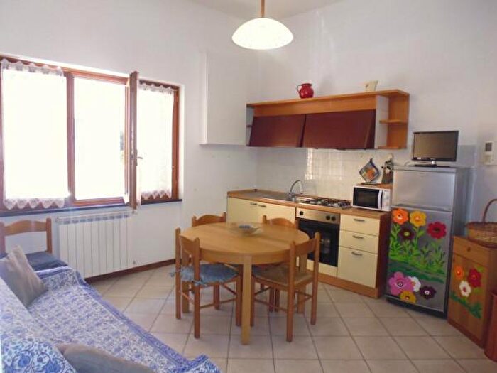 Appartamento bilocale in affitto in Via Sertorio, Sestri Levante