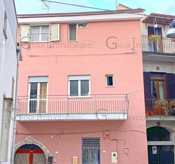 Appartamento in vendita in Via Campanile Mondragone Campania, Mondragone