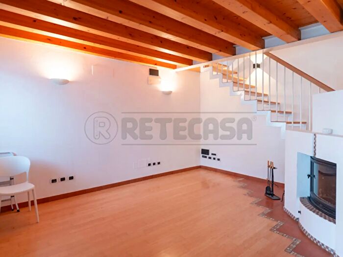 Casa con 7 locali in vendita in Via Memmo b, Palmanova