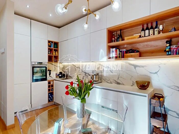 Appartamento trilocale in vendita in Milano