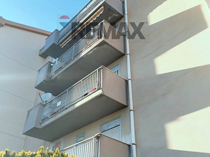 Appartamento con 6 locali in vendita in Salvo dAquisto, Caltanissetta