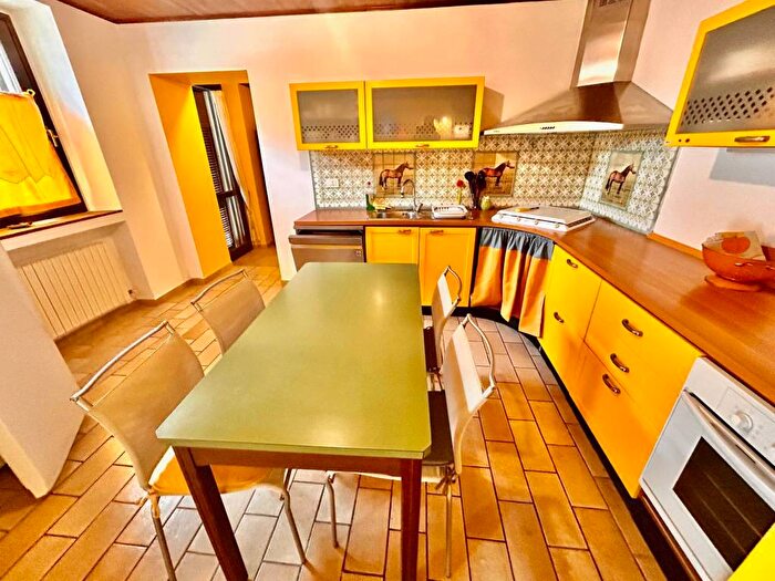 Appartamento trilocale in affitto in Via Peschiera, Centro, Sirolo