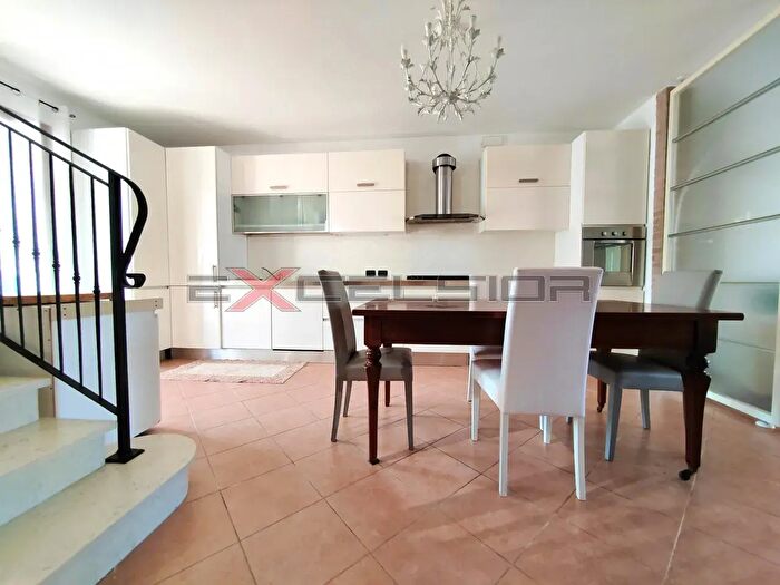 Casa quadrilocale in vendita in Via G Matteotti N Bis Cavarzere Ve, Cavarzere