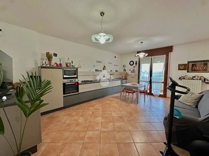 Appartamento trilocale in vendita in Via Terradura, Masera Di Padova