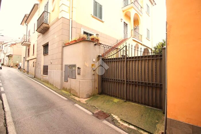 Appartamento con 7 locali in vendita in Via SLorenzo, Fisciano