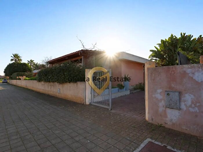 Casa trilocale in vendita in Torre Testa, Brindisi