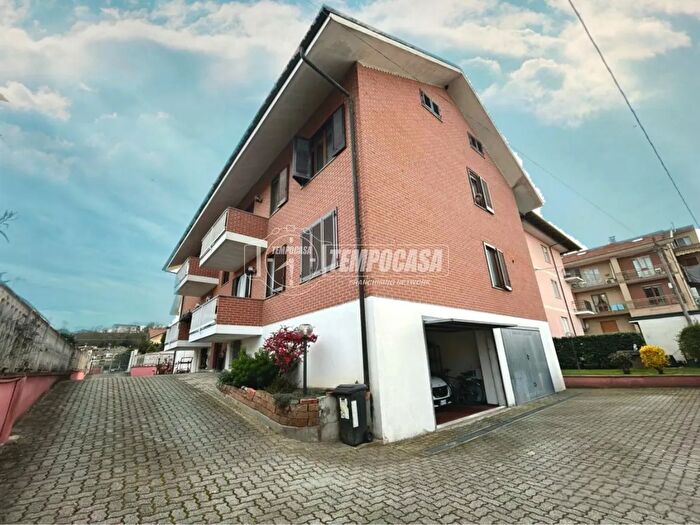 Appartamento con 5 locali in vendita in Via Dante Alighieri, Volpiano