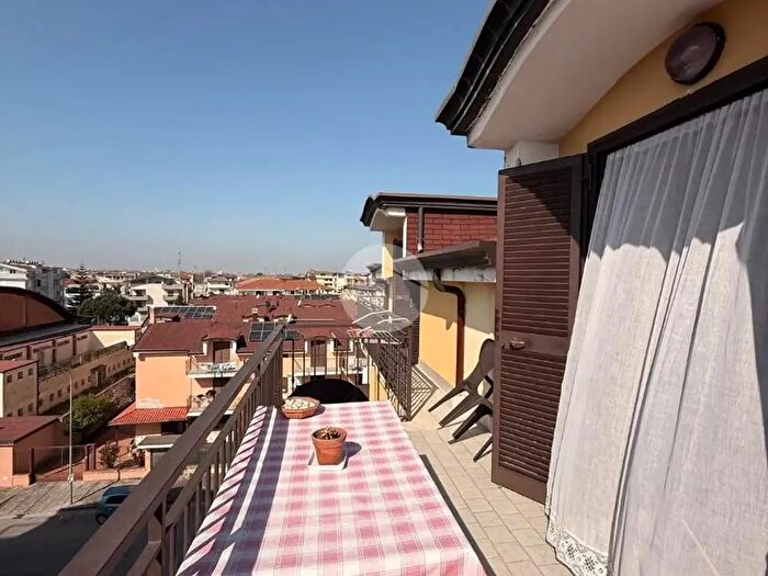 Appartamento trilocale in vendita in Via Enna, Succivo