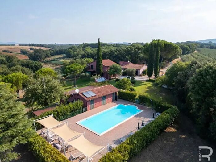 Casa con 6 locali in vendita in Strada Provinciale della Camminata, Bibbona