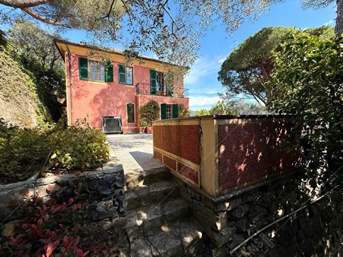 Casa con 6 locali in affitto in Via Fortunato Costa, Centro, Santa Margherita Ligure