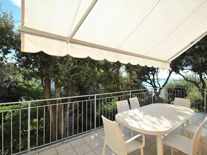 Appartamento con 5 locali in affitto in Via Giovanni Pisano, Castiglioncello, Rosignano Marittimo