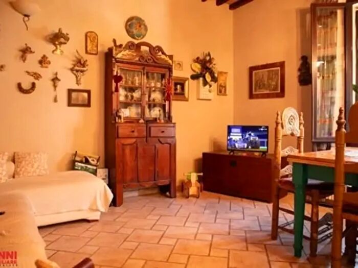 Appartamento quadrilocale in vendita in Via Armando Diaz, Cecina