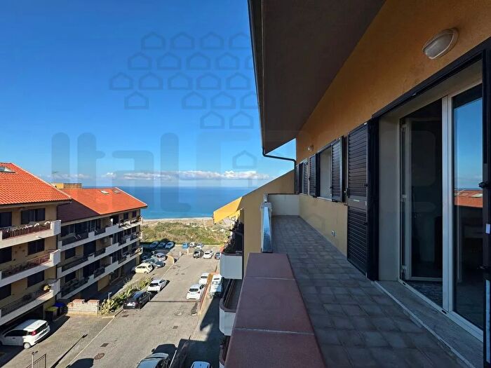 Appartamento quadrilocale in vendita in Via Archimede, Messina