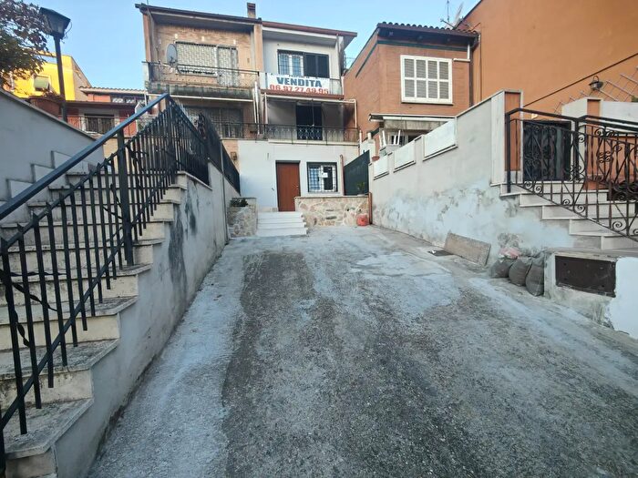 Casa con 5 locali in vendita in Via Trionfale, Roma