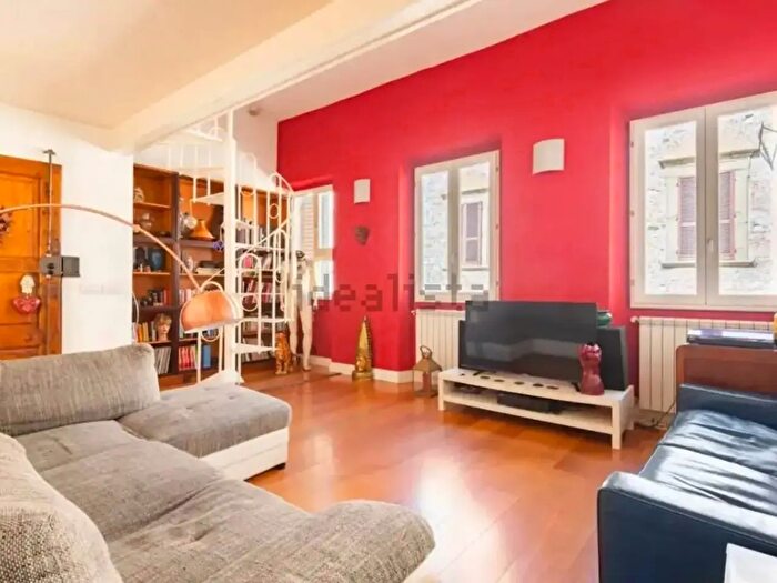 Appartamento con 5 locali in vendita in Firenze