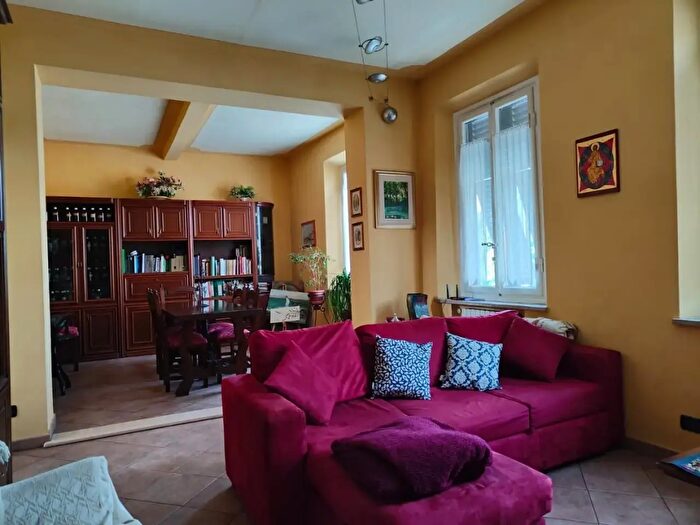 Casa con 7 locali in vendita in Pesciatina, Capannori