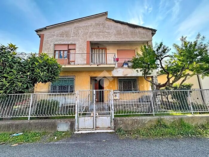 Casa con 5 locali in vendita in Via Danimarca, Pisa