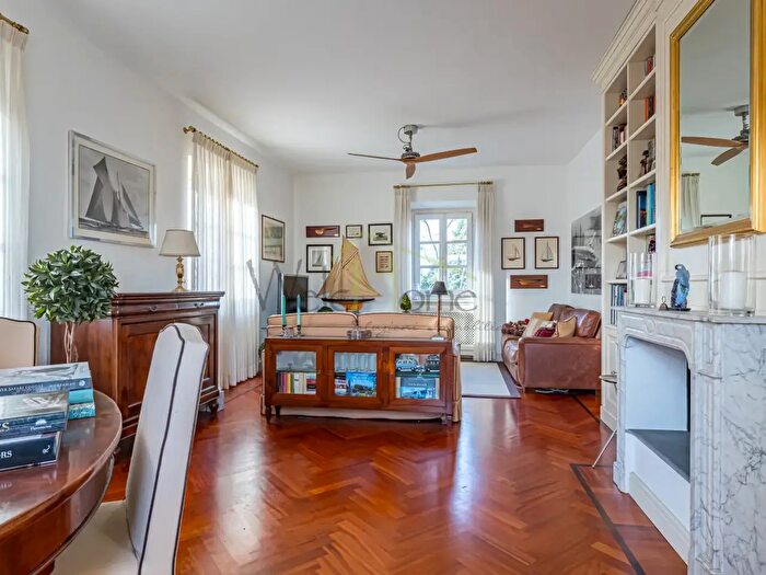 Appartamento trilocale in vendita in Alzate Brianza Via della Noce, Alzate Brianza