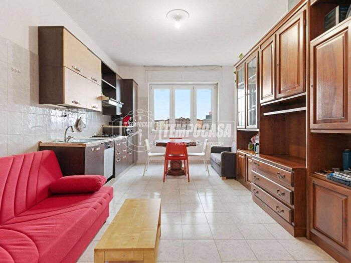 Appartamento trilocale in affitto in Piazza Bottini, Città Studi, Milano