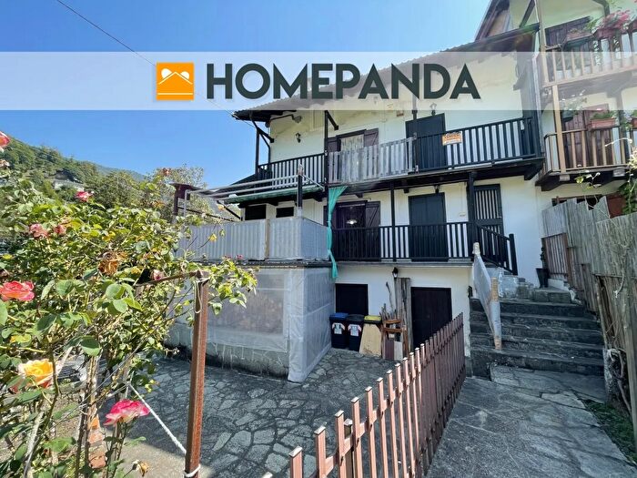 Casa con 7 locali in vendita in Via Chiaberge, Viu