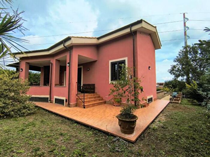 Casa con 6 locali in vendita in Via Maurizio Formisano, Bracciano