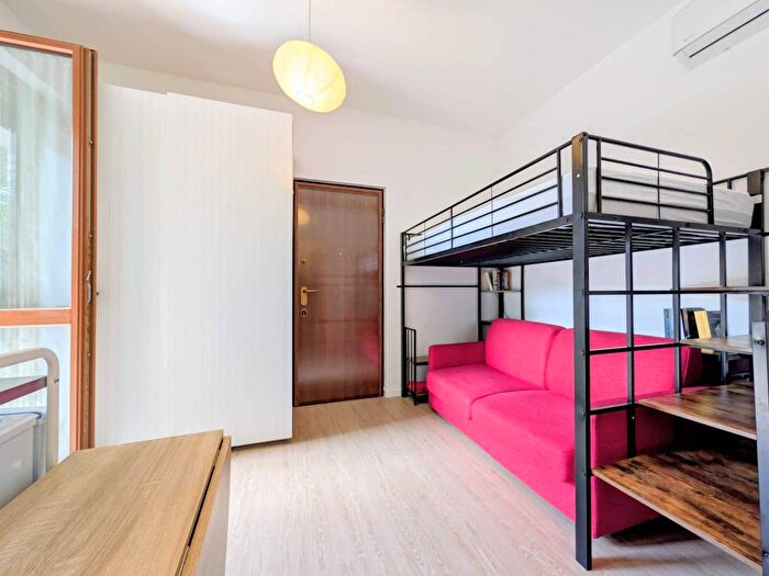Appartamento monolocale in affitto in Via Giuseppe Massarenti, San Siro, Milano