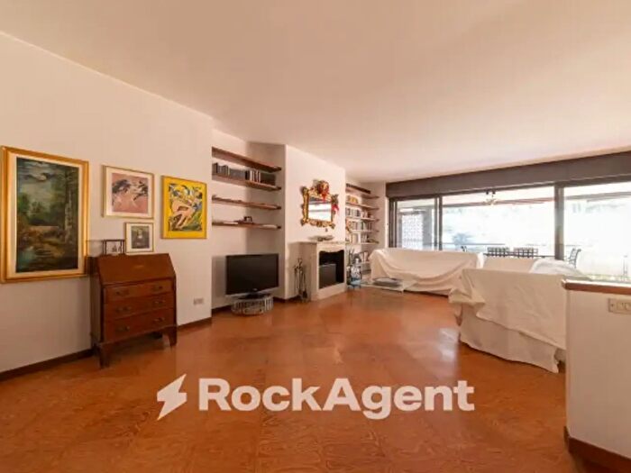 Casa con 5 locali in vendita in Via dei Longobardi, Basiglio