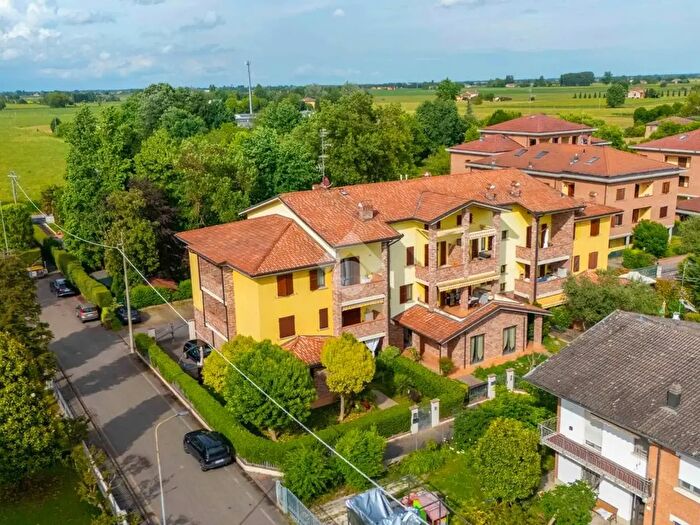 Appartamento trilocale in vendita in Via Marx, Campagnola Emilia